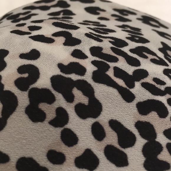 BANANA REPUBLIC Wrap Dress - Picture 3 of 4